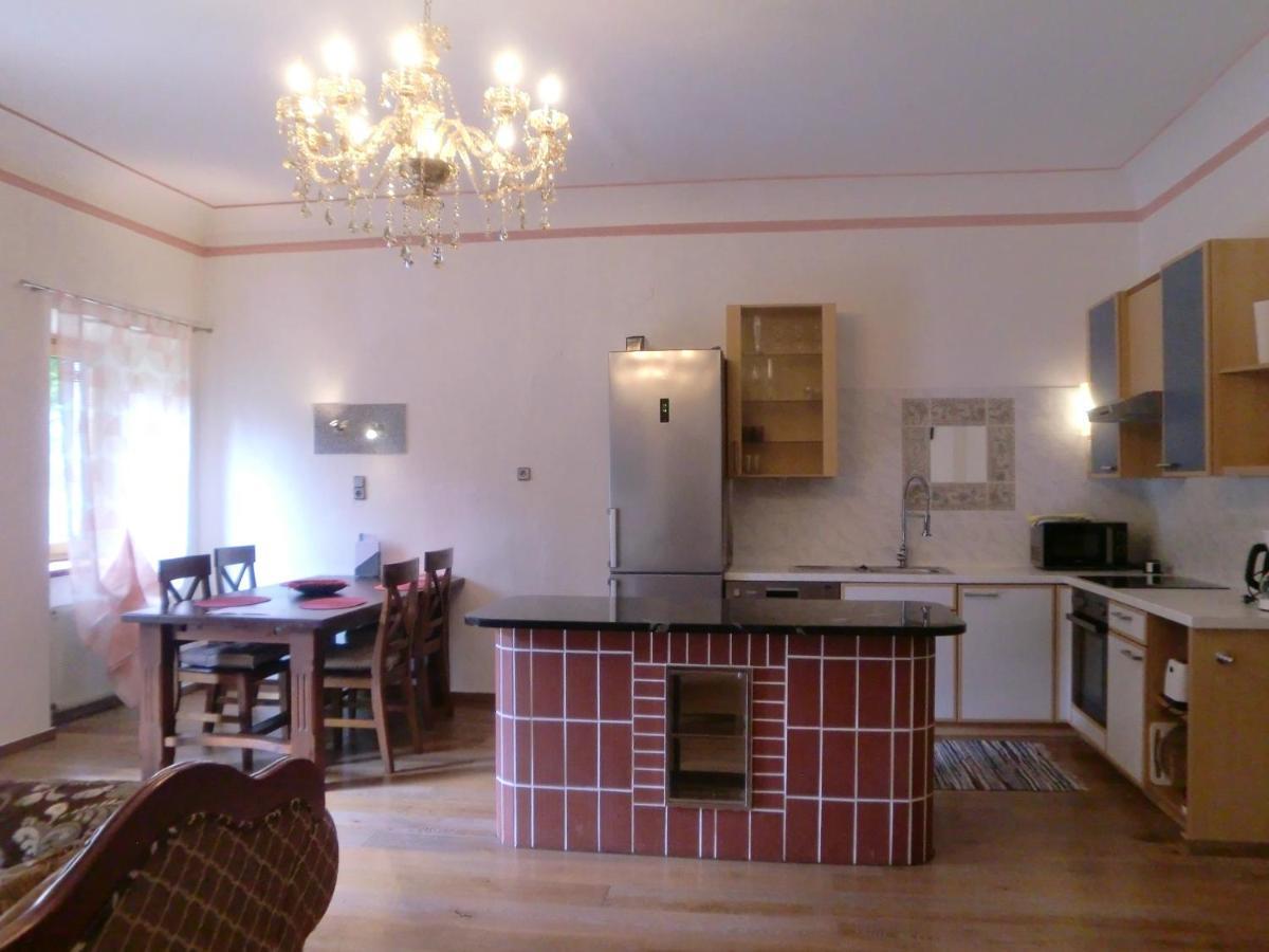 Garten- & Loggia-Appartement Herrenhaus Dellach im Drautal 外观 照片