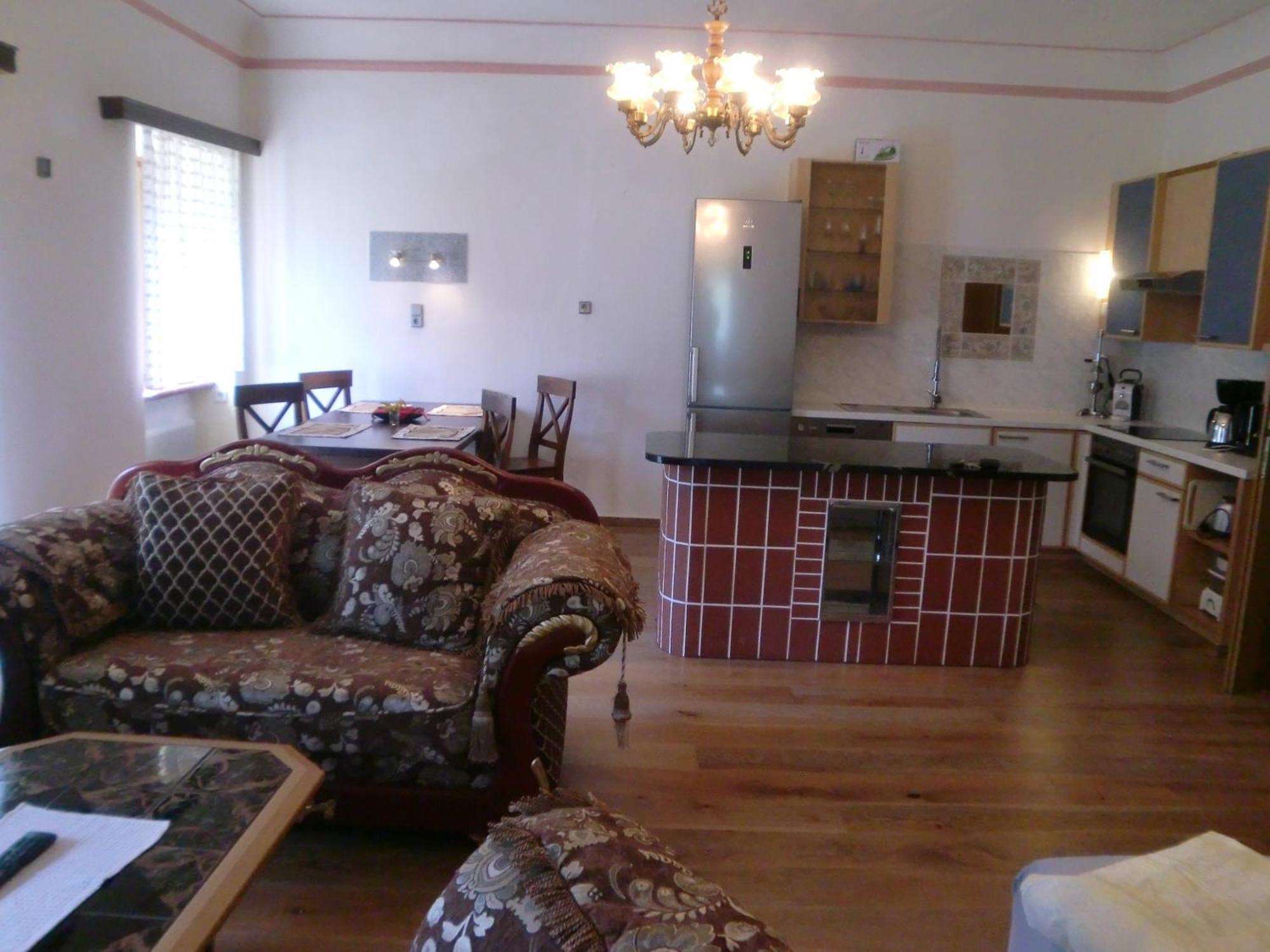 Garten- & Loggia-Appartement Herrenhaus Dellach im Drautal 外观 照片