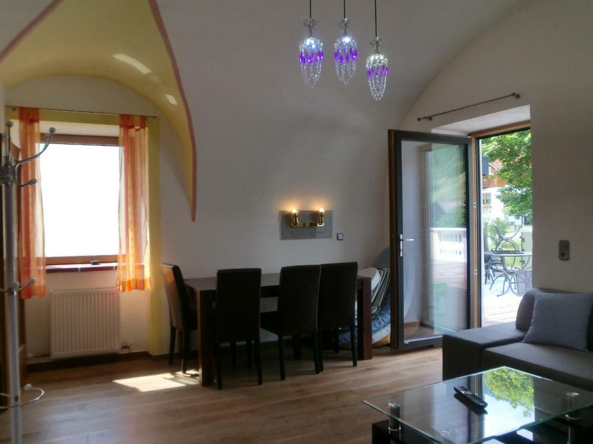 Garten- & Loggia-Appartement Herrenhaus Dellach im Drautal 外观 照片