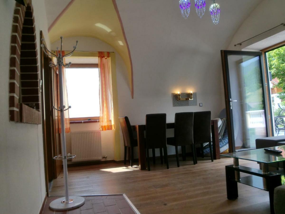 Garten- & Loggia-Appartement Herrenhaus Dellach im Drautal 外观 照片