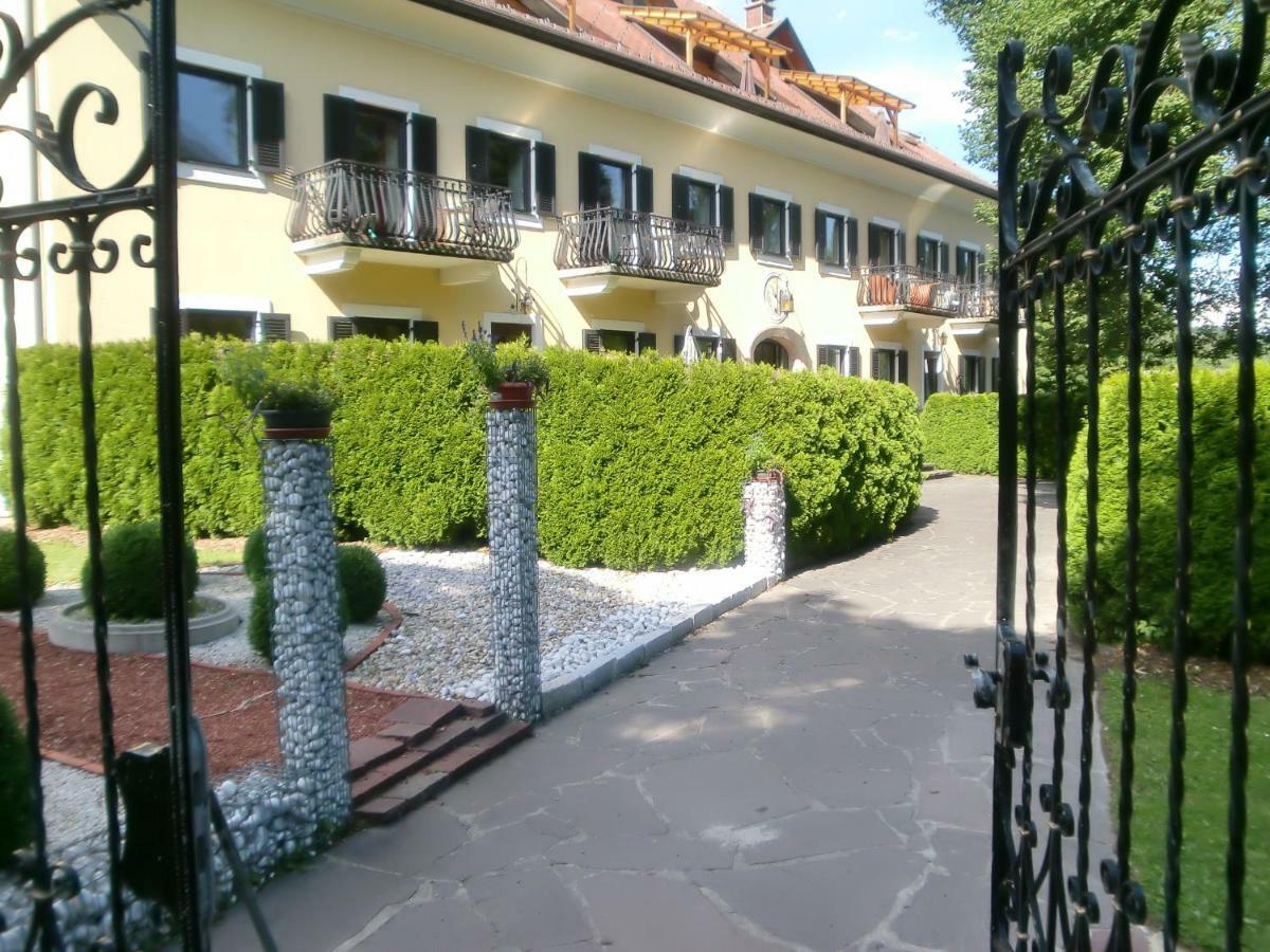 Garten- & Loggia-Appartement Herrenhaus Dellach im Drautal 外观 照片