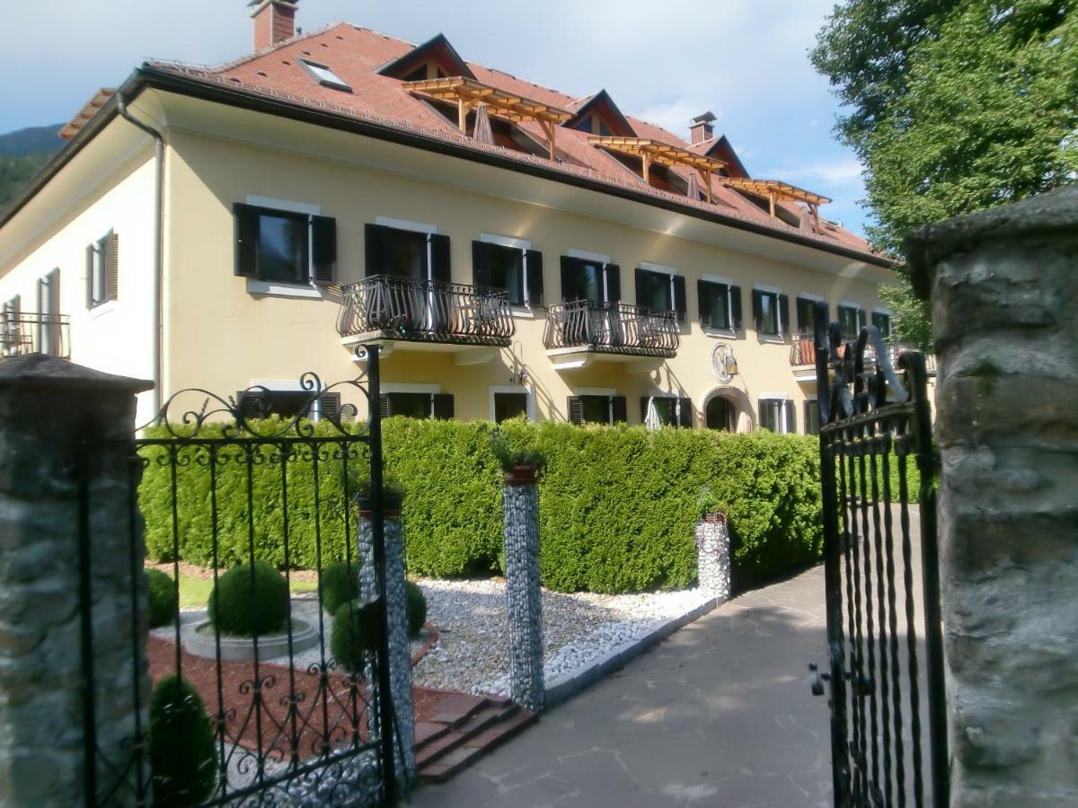 Garten- & Loggia-Appartement Herrenhaus Dellach im Drautal 外观 照片
