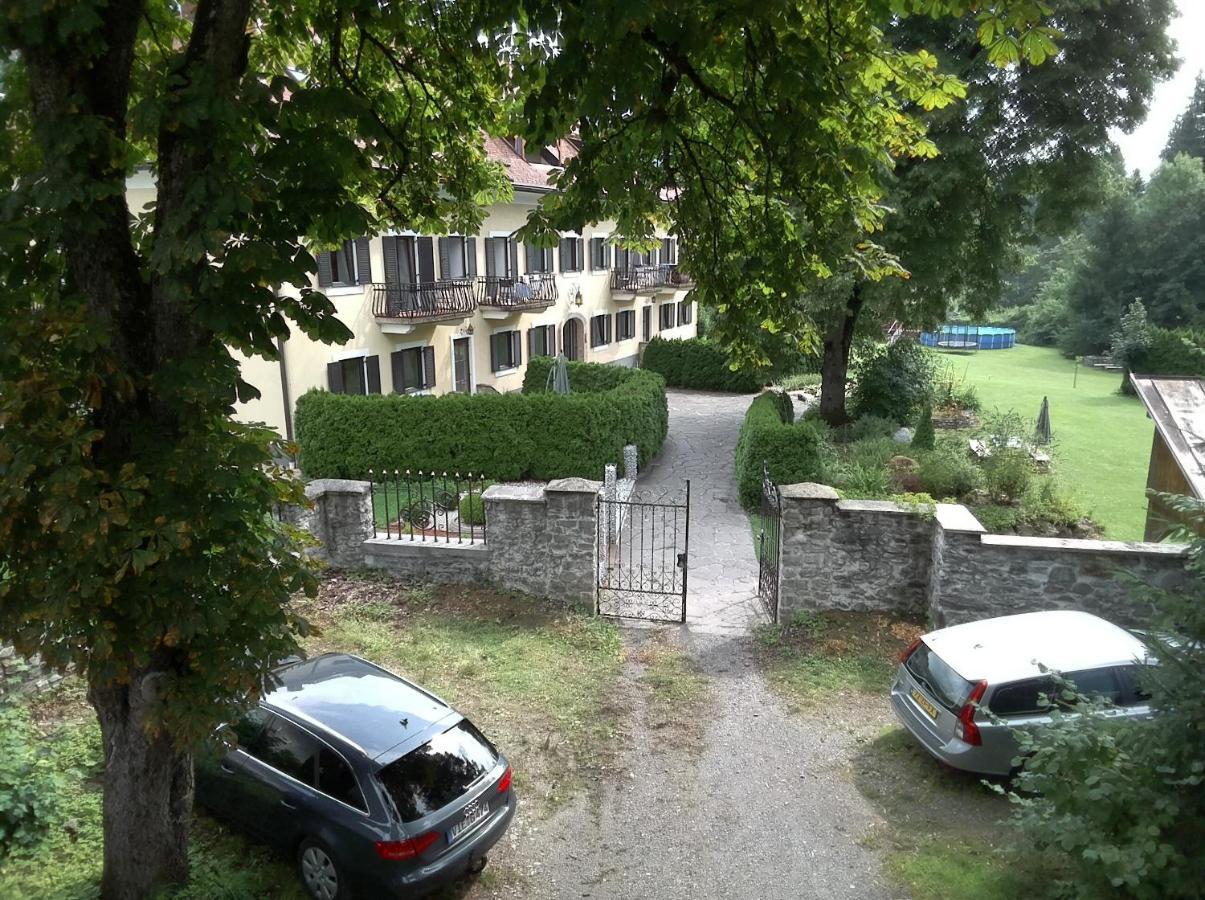 Garten- & Loggia-Appartement Herrenhaus Dellach im Drautal 外观 照片