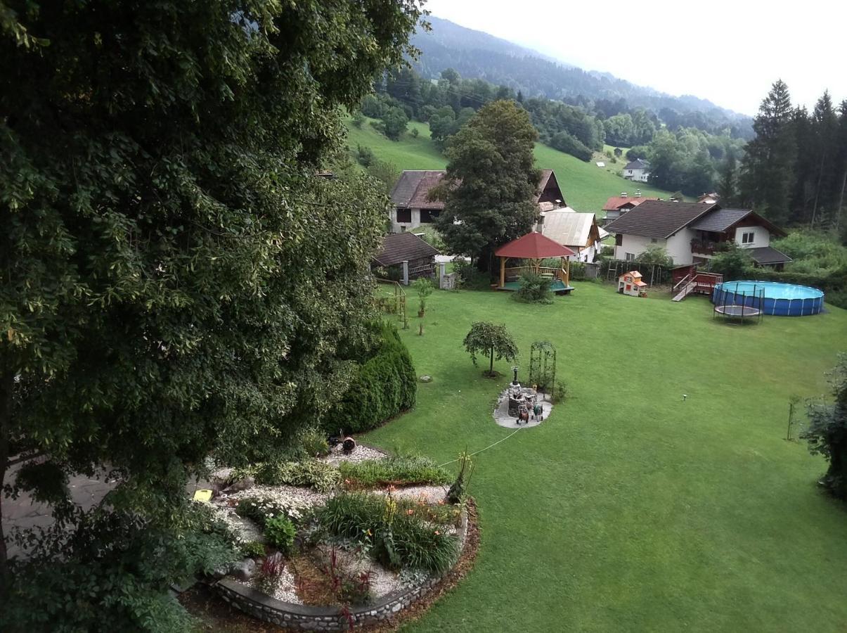 Garten- & Loggia-Appartement Herrenhaus Dellach im Drautal 外观 照片